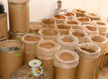 Manufacturers Exporters and Wholesale Suppliers of Natural Dye SM ND 01 Moradabad Uttar Pradesh